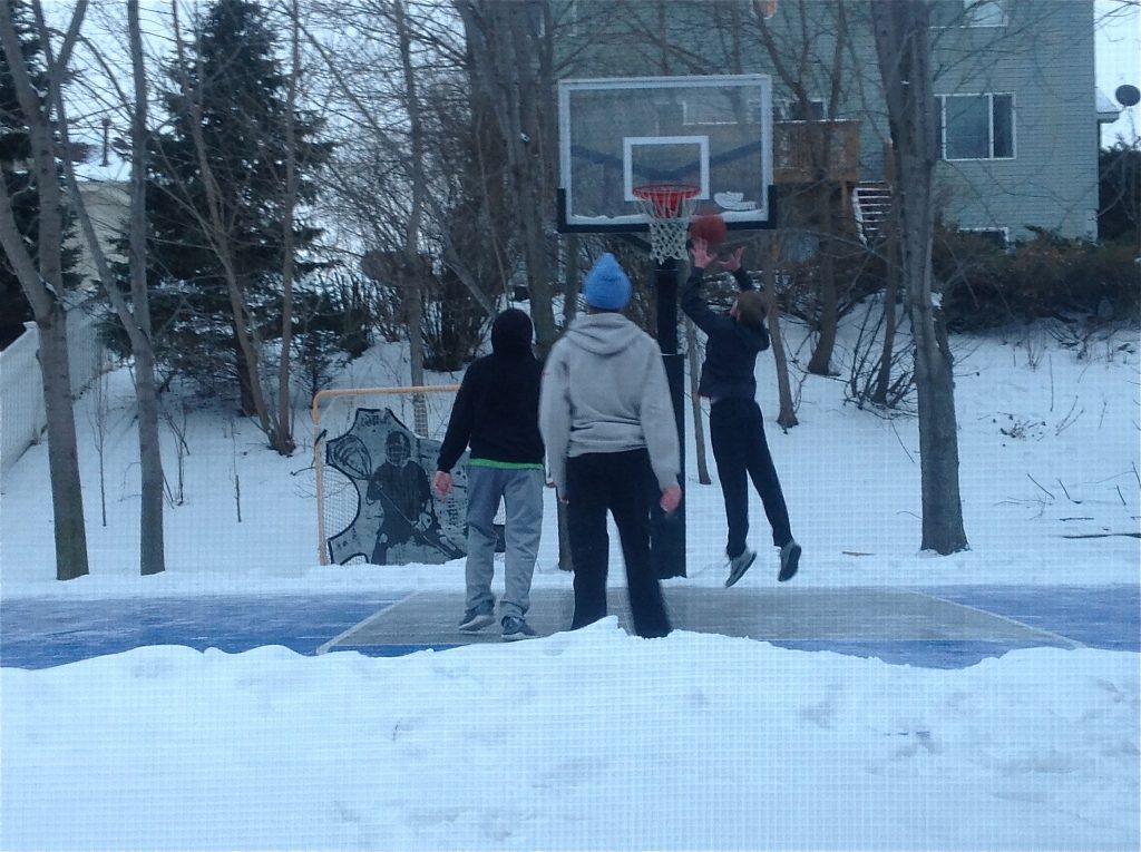 Winter fun on SnapSports outdoor game court